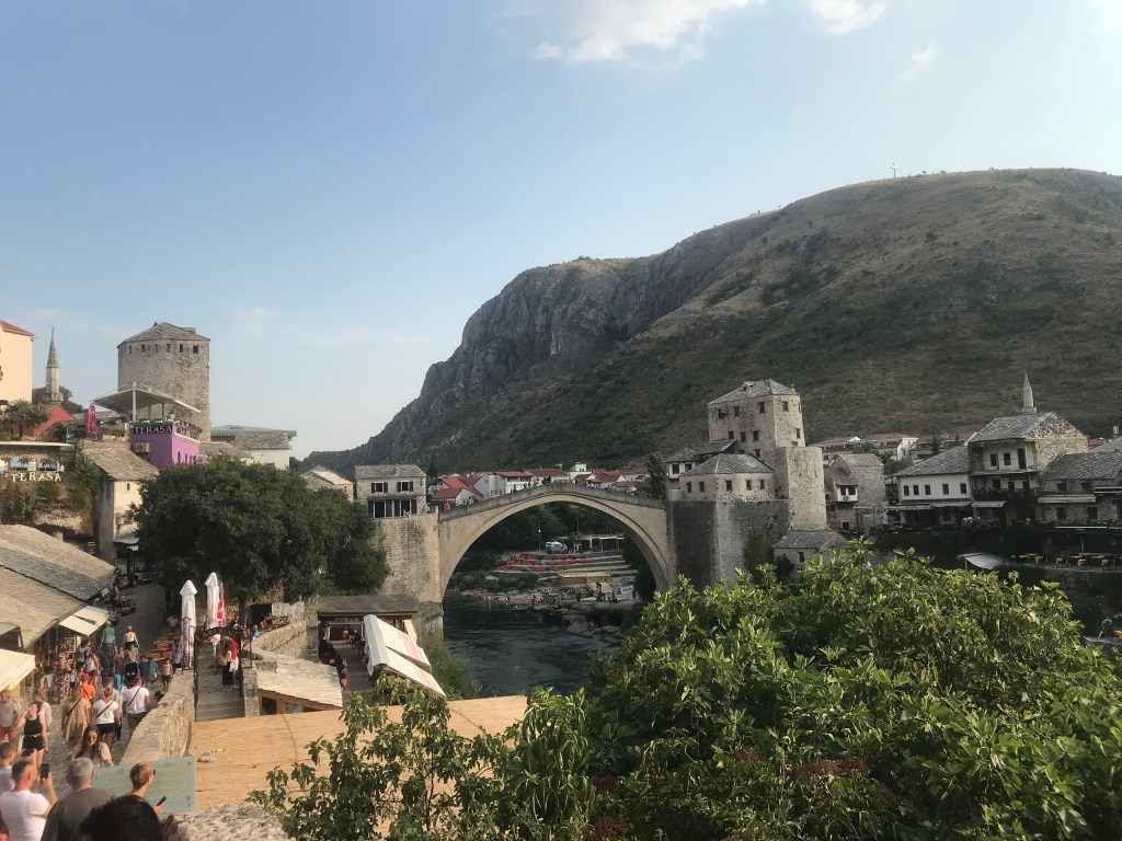 Reise durch Bosnien – Kravica Wasserfälle und&nbsp;Mostar