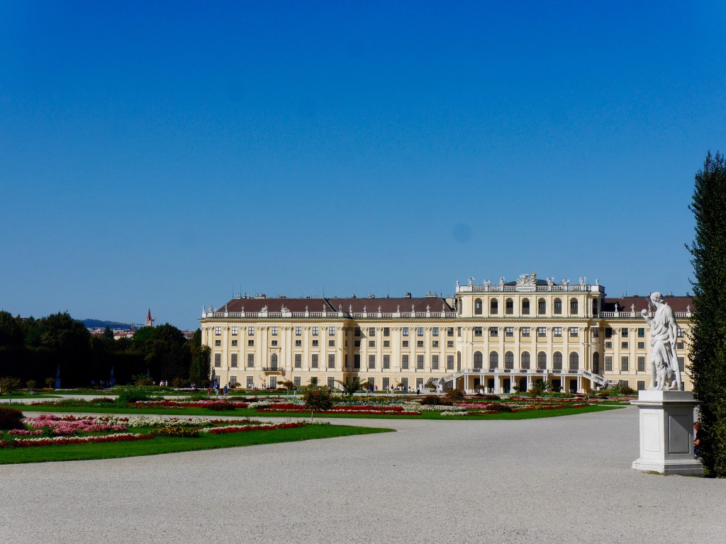 Schlosspark Schönbrunn – sehenswert zu jeder Jahres- und&nbsp;Tageszeit